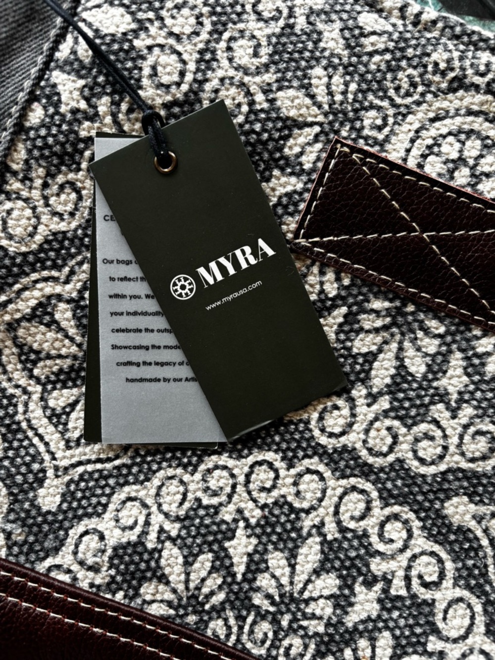 Myra Bag Freaky Shoulder/Crossbody Bag - Picture 4 of 6